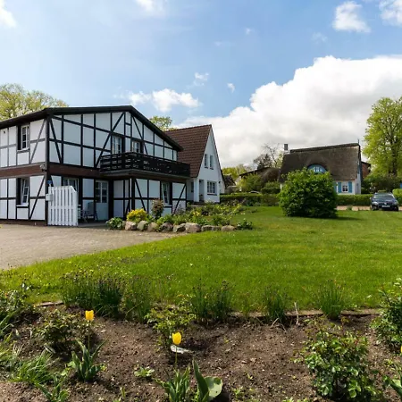 Familiengefuhrte Nr 6 *